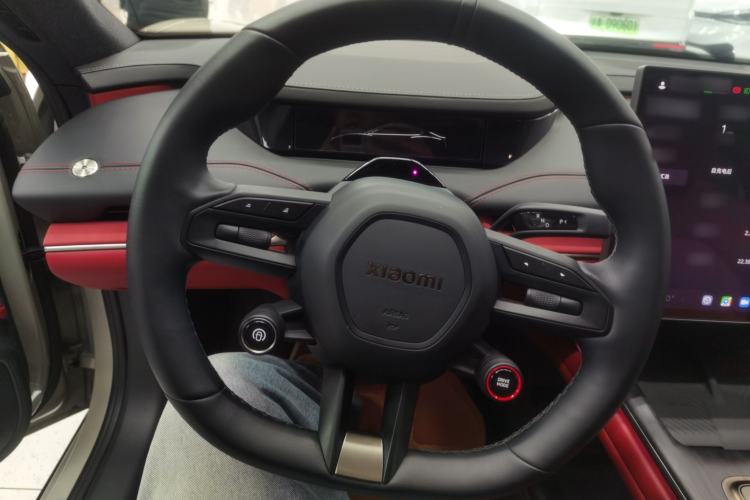 Used Xiaomi Auto SU7 2024 Rear-Drive Ultra-Long Range Advanced Pro-Level Intelligent Driving Version Steering Wheel