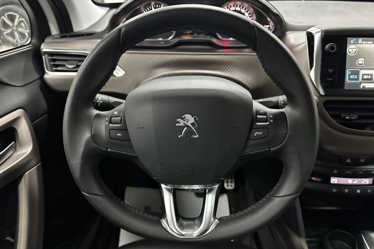 Used Peugeot 2008 2014 1.6L Automatic Navigation Edition
