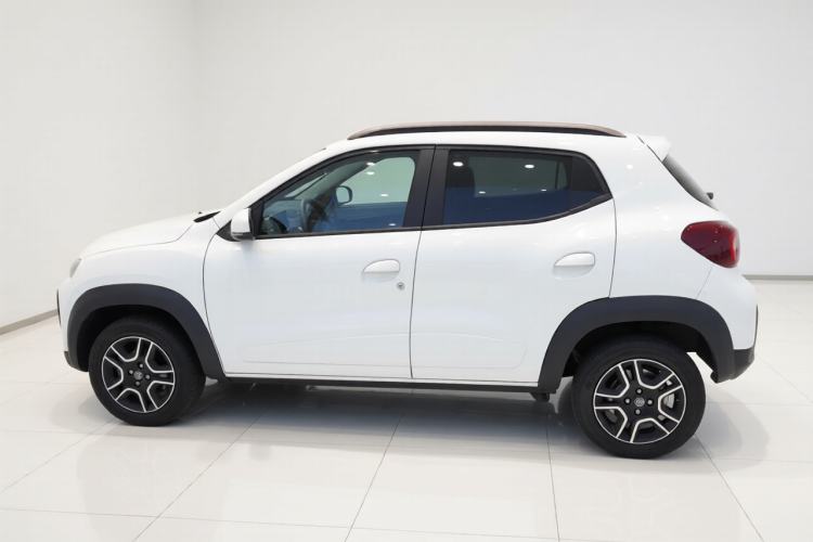 Used Dongfeng NAMMI BOX 2022 Chasing Wind Edition 331 km Standard Model
