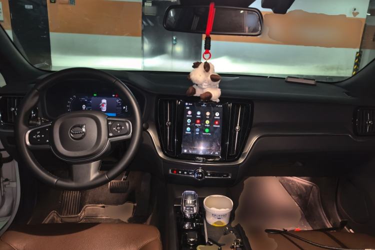 Used Volvo S60 2025 B4 Zhiyi Luxury Edition
