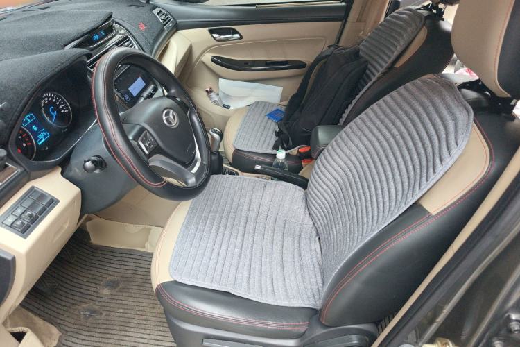 Used FAW Yingzhi 737 2015 1.5L Manual Elite Edition
