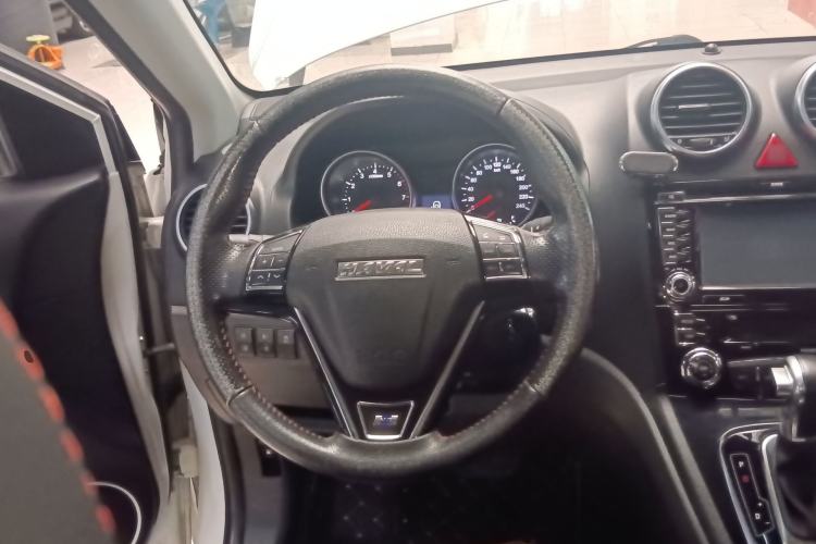 Used Haval H6 2016 Upgraded Model 1.5T Automatic Two-Wheel Drive Elite Version
