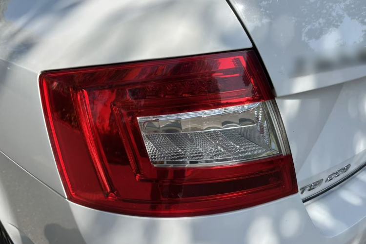 Used Skoda Octavia 2016 TSI280 DSG Smart Drive Edition Exterior 10