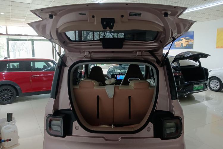 Used Geely Galaxy Panda 2023 Panda Mini 200km Endurance Bear
