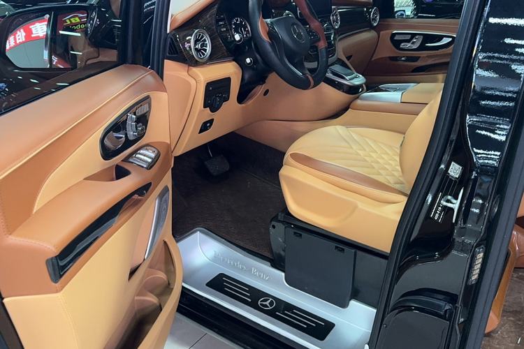 Used Mercedes-Benz Vito 2021 2.0T Business Version 7 Seats