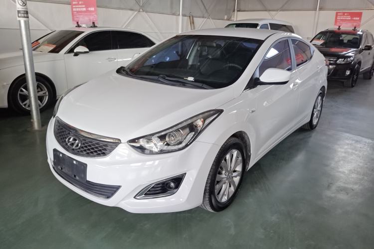 Used Hyundai Elantra (5th Generation / Langdong) 2016 1.6L Automatic Smart Version