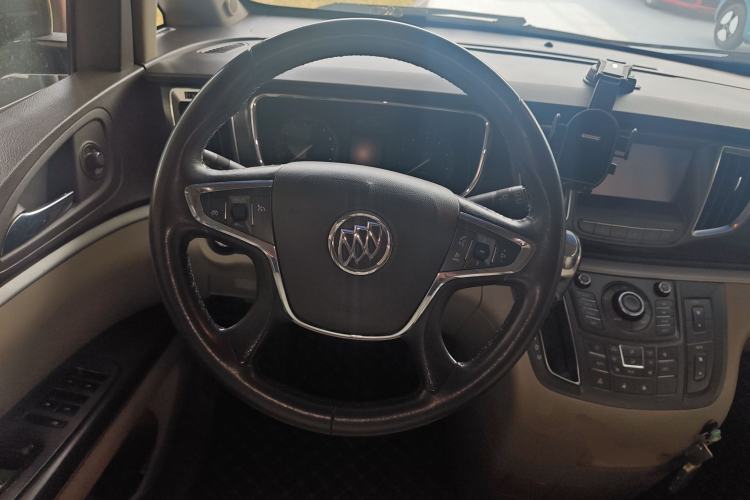 Used Buick GL8 2011 3.0L GT Luxury Business Haoya Edition