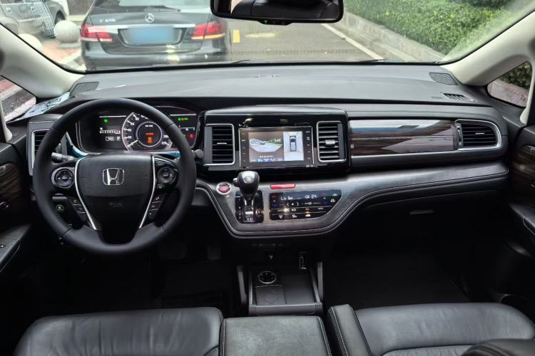 Used Honda Elysion 2016 2.4L Luxury Edition