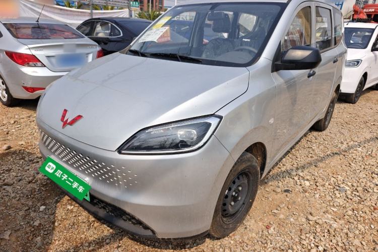 Used Wuling Hongguang New Energy 2025 Extended-Range Hybrid 50 km Utility Version