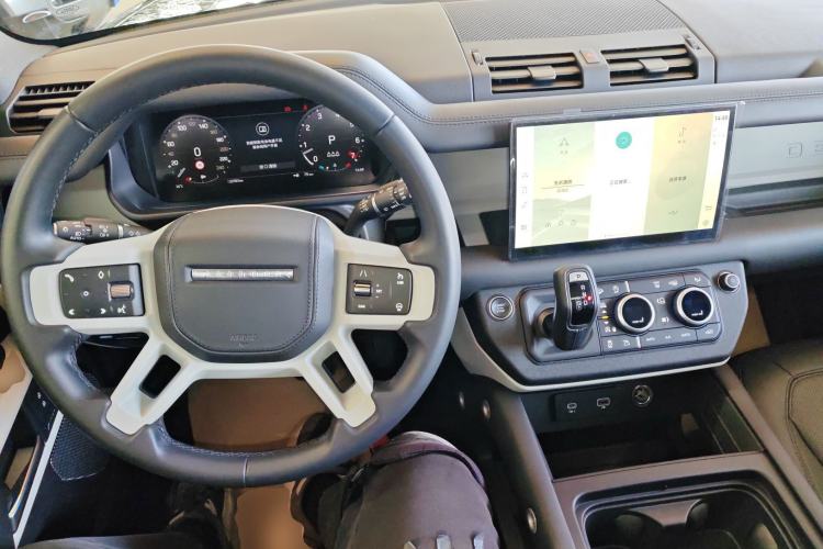 Used Land Rover Defender 2023 Facelift 90 3.0T P400 XS