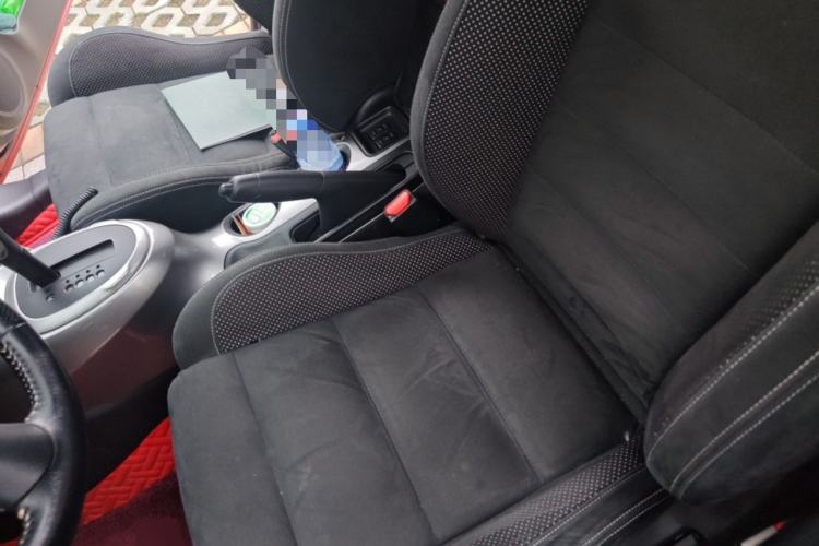 Used Infiniti ESQ 2014 1.6L Spontaneous Edition Left Front Seat