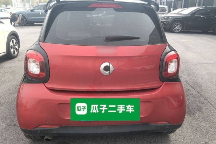 Used smart forfour 2016 1.0L 52 kW Passion Edition
