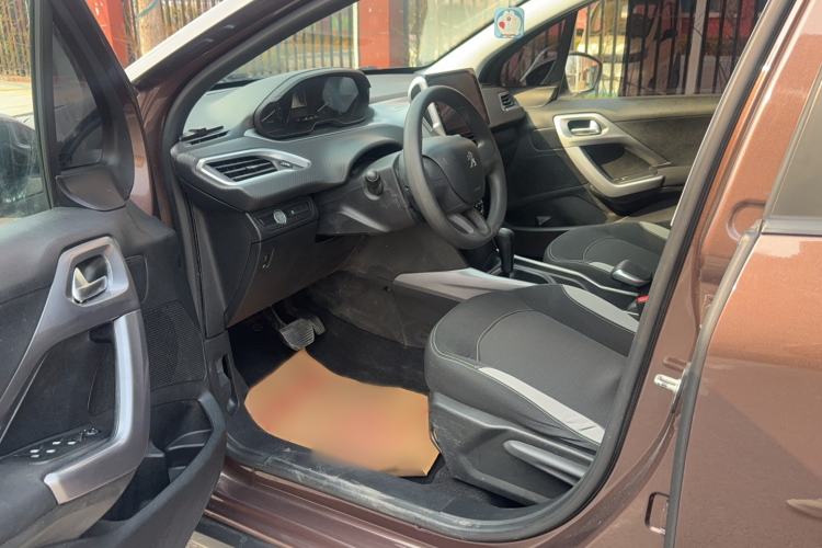 Used Peugeot 2008 2015 1.6L Automatic Playcool Edition
