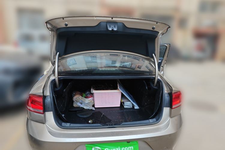 Used Volkswagen Lamando 2017 230TSI Manual Trend Edition
