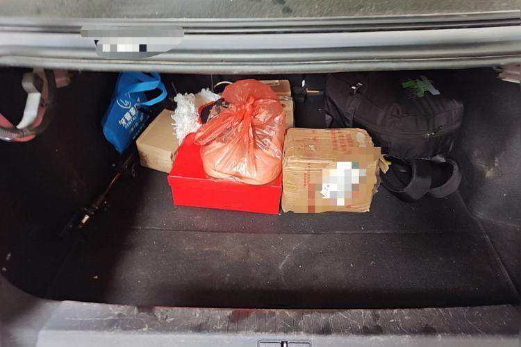 Used Peugeot 308 2016 1.6L Automatic Luxury Edition Trunk