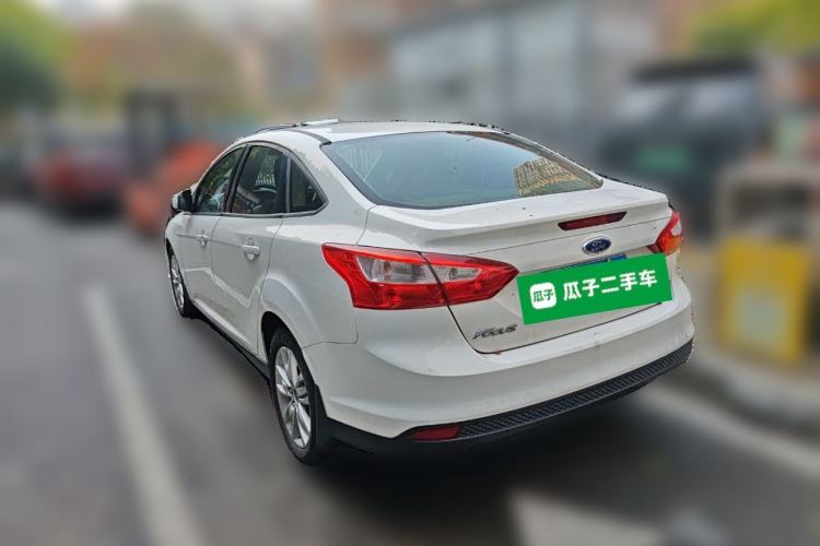 Used Ford Focus 2012 Sedan 1.6L Automatic Comfort Model
