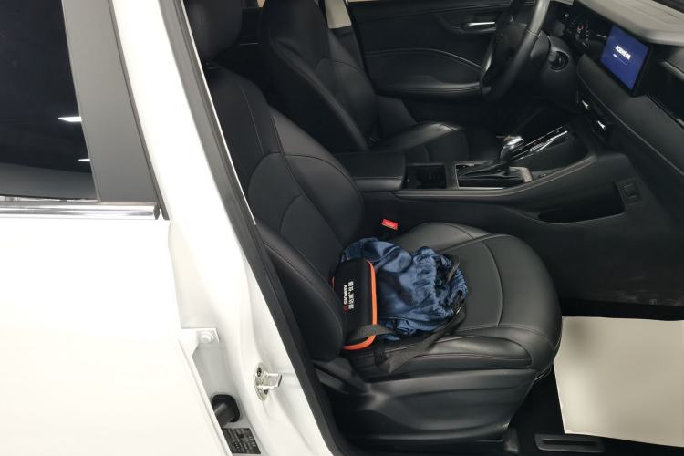 Used Roewe i5 2023 1.5L CVT Luxury Edition