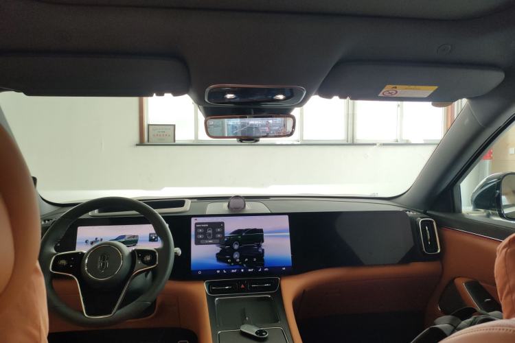 Used Hima AITO M8 2025 Extended-Range Ultra Version 53.4 kWh 6-Seater Edition Headliner