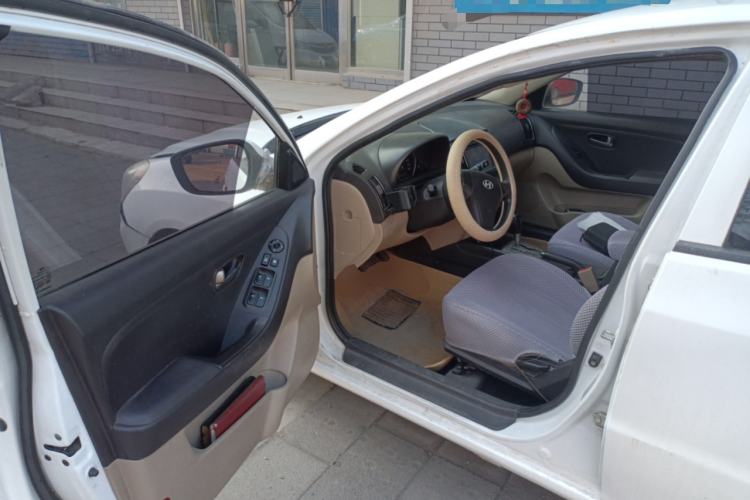 Used Hyundai Celesta 2011 1.6L Automatic Comfort Edition
