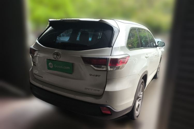 Used Toyota Highlander 2015 2.0T Four-Wheel Drive Luxury Edition 7-Seater Rear Right 45 Deg