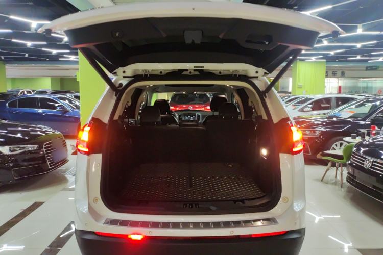 Used Ford Edge 2016 EcoBoost 245 Two-Wheel-Drive Titanium 7-Seater