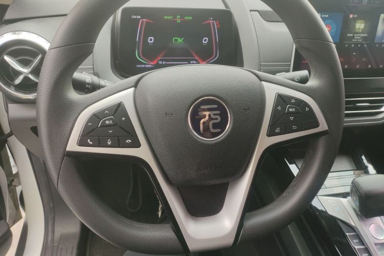 Used BYD Yuan New Energy 2019 EV535 Smart Connect Trendsetting Model Steering Wheel