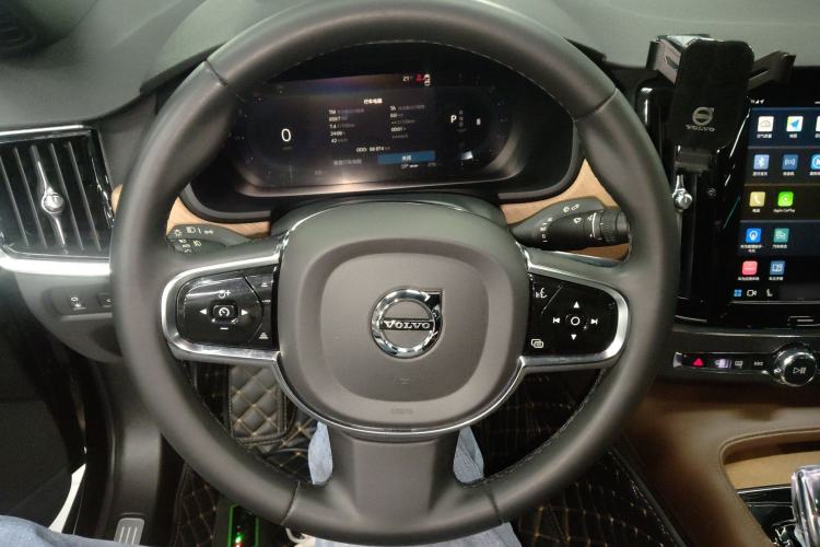 Used Volvo S90 2023 B5 Zhiyi Luxury Edition
