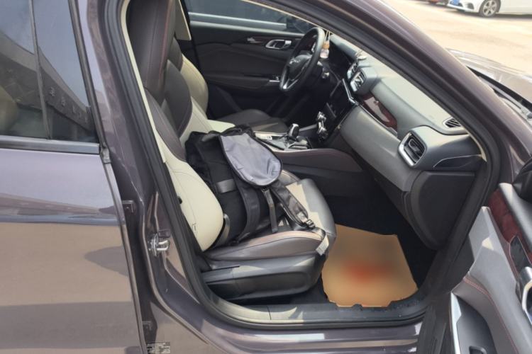 Used Lynk & Co 02 2021 1.5TD DCT Two-Wheel Drive Power Plus Right Front Seat