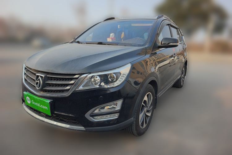 Used Baojun 560 2015 1.8L manual luxury version