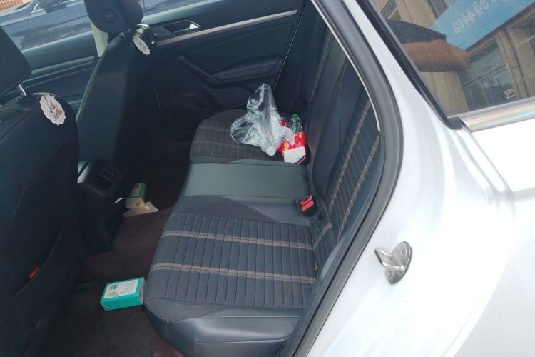 Ojetý Volkswagen Lavida 2022 280TSI DSG Comfort Edition