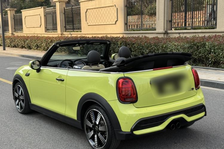 Used MINI 2023 Second Facelift 2.0T COOPER S CABRIO Artist
