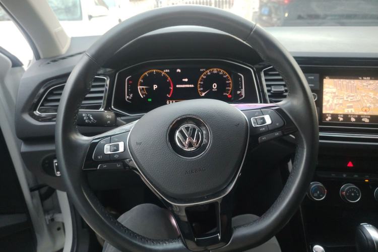 Used Volkswagen T-ROC 2020 280TSI DSG Two-Wheel Drive Comfort Version
