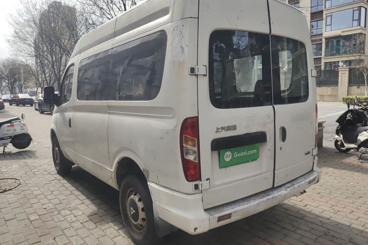 Used SAIC MAXUS Xintu V80 2014 2.5T Aotuntong Short Wheelbase Mid-Roof Model