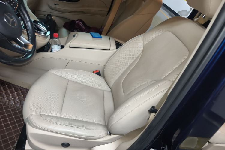 Used Mercedes-Benz V-Class 2017 V 260 Prestige Edition