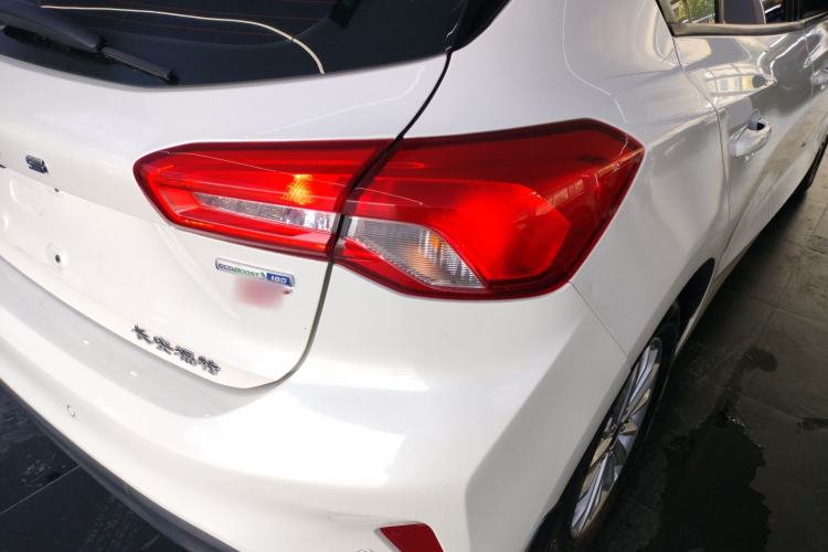 Used Ford Focus 2019 Hatchback EcoBoost 180 Automatic Trendy Model