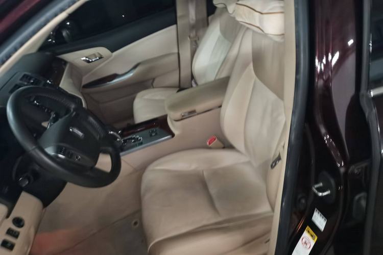 Used Toyota Crown 2012 2.5L Royal Leather Edition