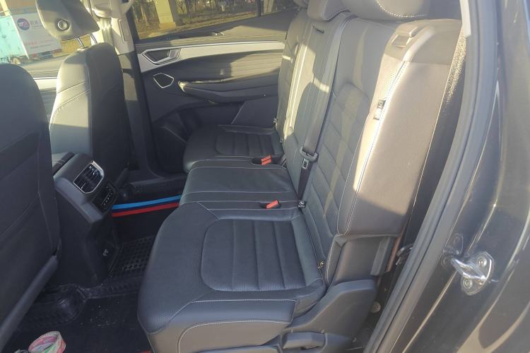 Used Volkswagen Talagon 2023 Facelift 380TSI All-Wheel Drive Luxury Jiajing Pro Version with 7 Seats Left Rear Seat