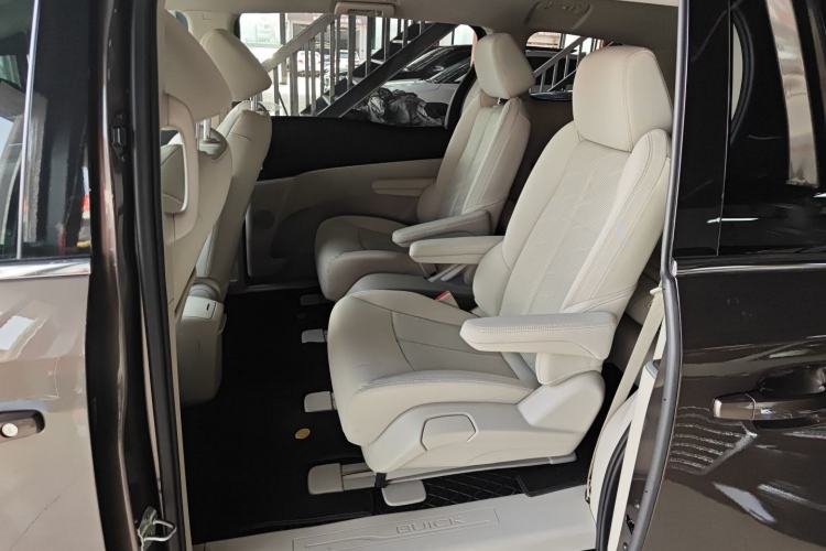 Used Buick GL8 2023 Land Executive Class Smart Enjoyment Model