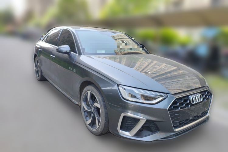 Used Audi A4L 2022 40 TFSI Luxury Dynamic Model Front Right 45 Deg