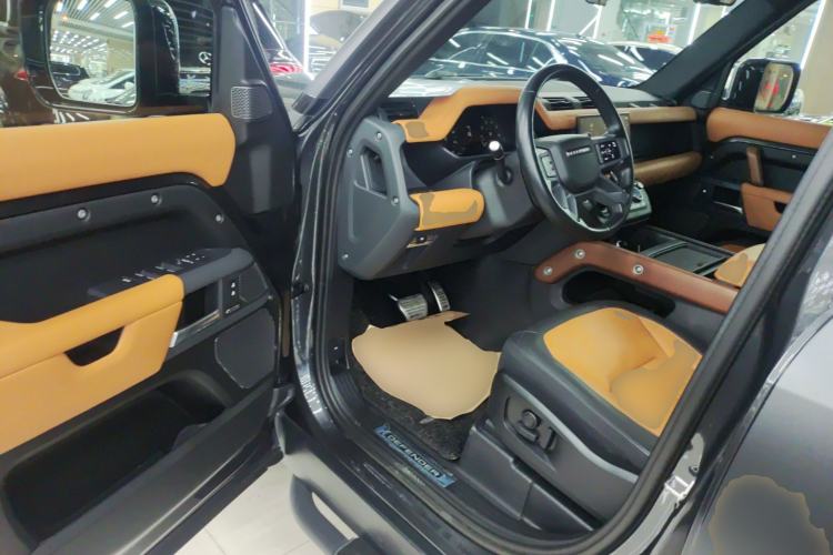 Used Land Rover Defender 2023 110 3.0T P400 X
