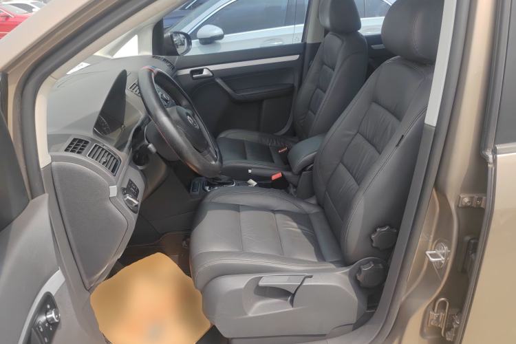 Used Volkswagen Touran 2015 1.4T DSG Comfort Edition 5 Seats Left Front Seat