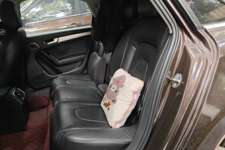 Used Audi A4L 2015 35 TFSI Automatic Standard Model Left Rear Seat