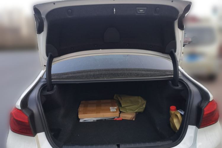 Used BMW 5 Series 2020 530Li Leading Model M Sport Package Trunk