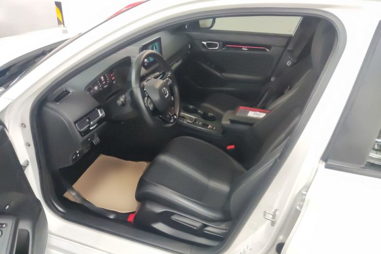 Used Honda Civic 2022 240TURBO CVT Dynamic Edition
