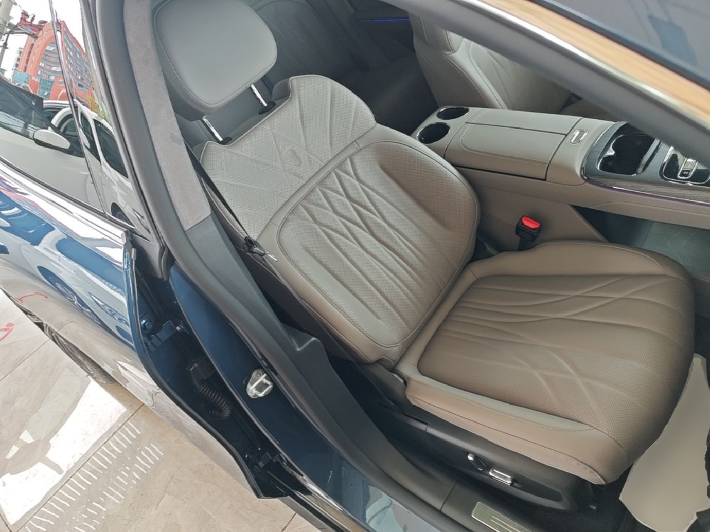 Geely Galaxy 8 2025 130km EM-P Starship Edition — снимка 19