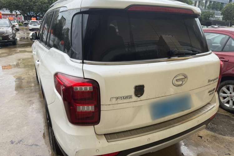 Used GAC Trumpchi GS8 2017 320T Two-Wheel Drive Luxury Smart Connectivity Version (7 Seats) Exterior 5