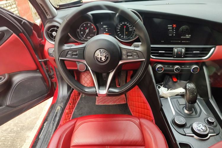 Used Alfa Romeo Giulia 2017 2.0T 200HP Elite Edition