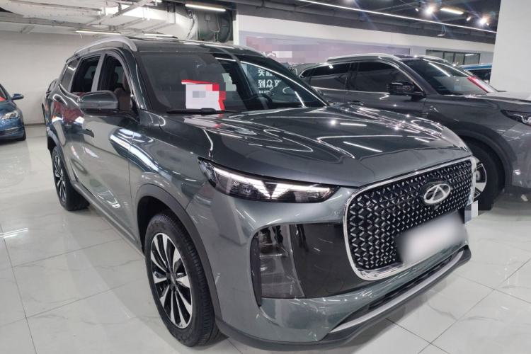 Used Chery Tiggo 8 PLUS 2025 290TGDI DCT Prestige 5-Seater Front Right 45 Deg