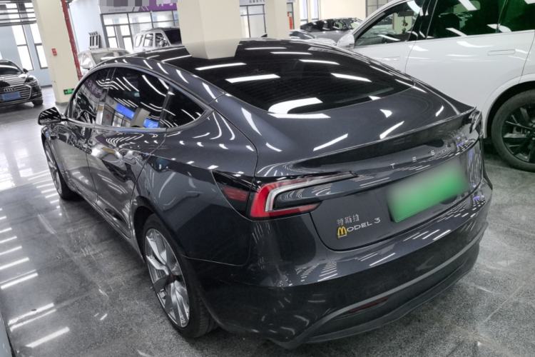 Used Tesla Model 3 2023 Rear-Wheel-Drive Version Exterior 2