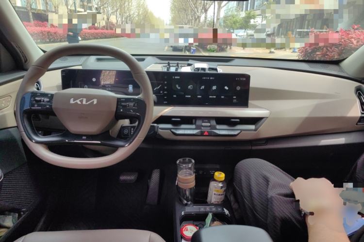 Used Kia EV5 2024 720 Wave Center Console